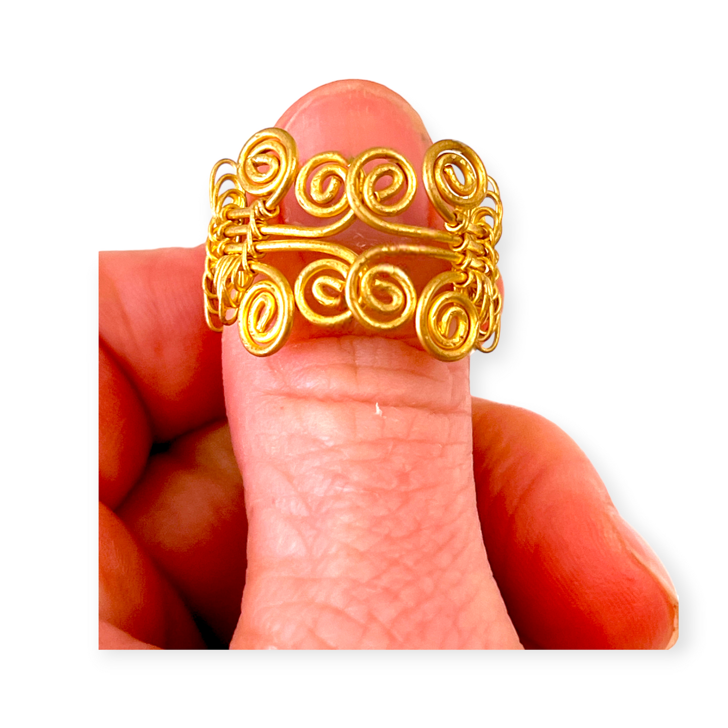 Woven statement ring with zig zag pattern made of brass - Sundara Joon