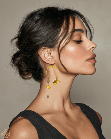 Balancing floral earrings - Sundara Joon