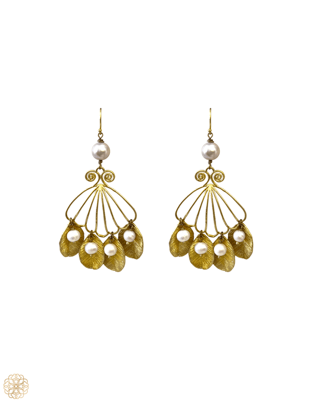 Botanic fan of pearls drop earrings - Sundara Joon