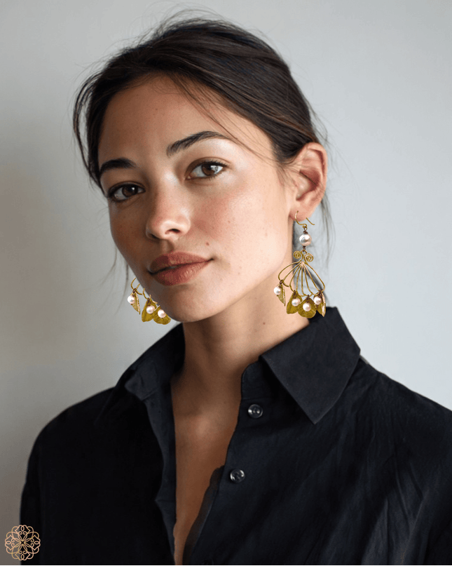 Botanic fan of pearls drop earrings - Sundara Joon