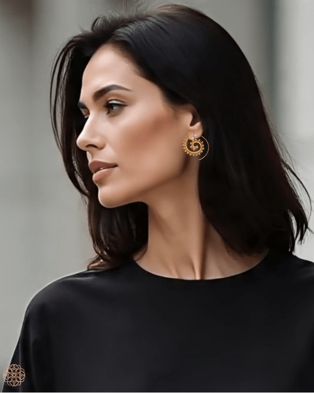 Coiled beauty filigree earrings - Sundara Joon