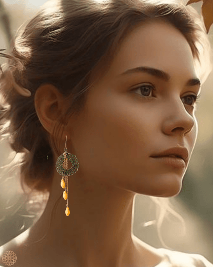 Colorful earring with suspended crystals - Sundara Joon