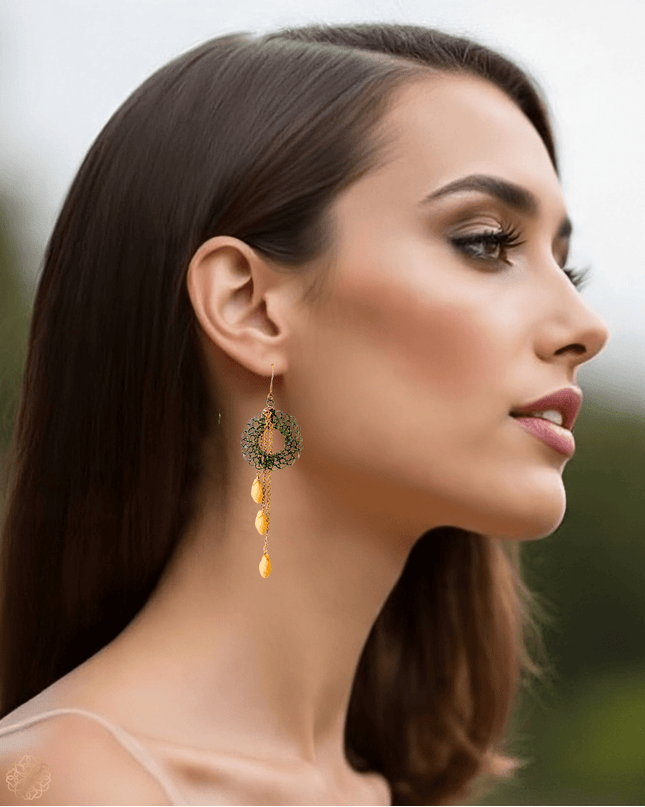 Colorful earring with suspended crystals - Sundara Joon