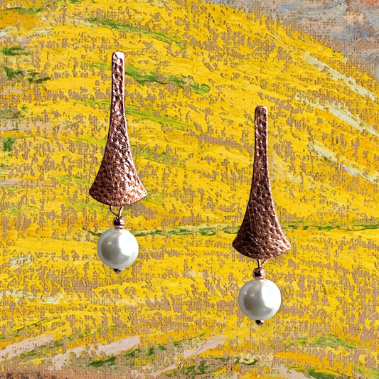 Copper drop earrings with pearl in a modern design - Sundara Joon