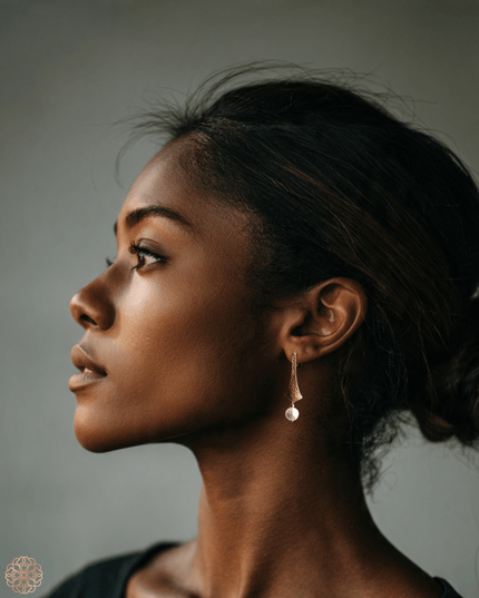 Copper drop earrings with pearl in a modern design - Sundara Joon