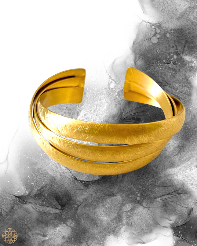 Classically simple brass cuff bracelet