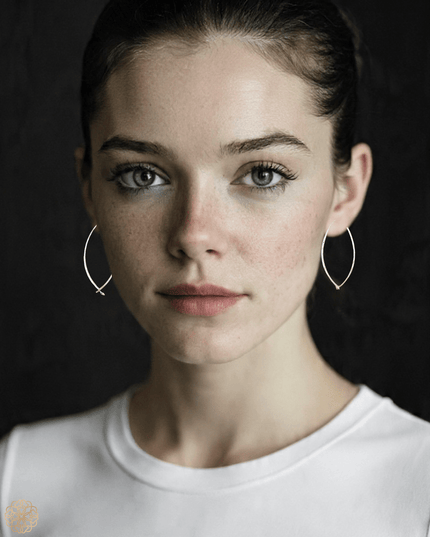 Darting back metal hoop earrings - Sundara Joon