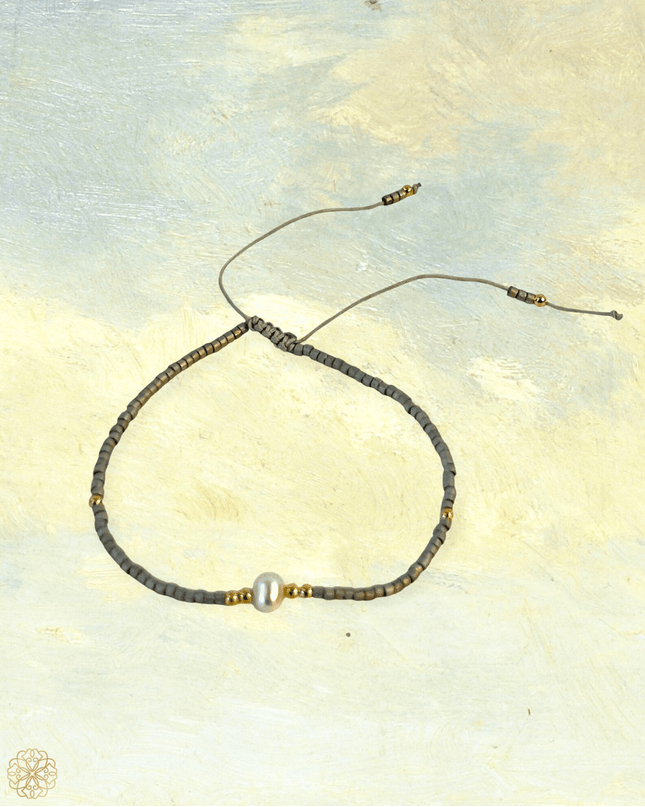 Delicate beaded bracelet with pearl - Sundara Joon