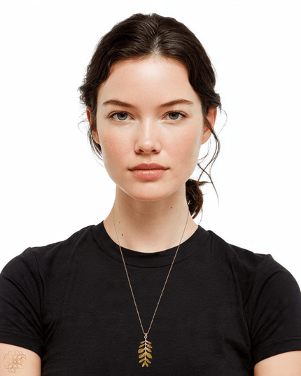 Delicate branch pendant necklace - Sundara Joon