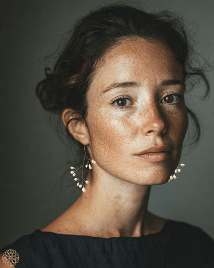 Delicate freshwater pearl earrings - Sundara Joon