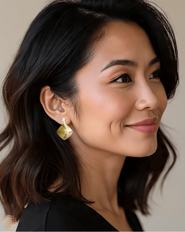 Delicate organic focus earrings - Sundara Joon