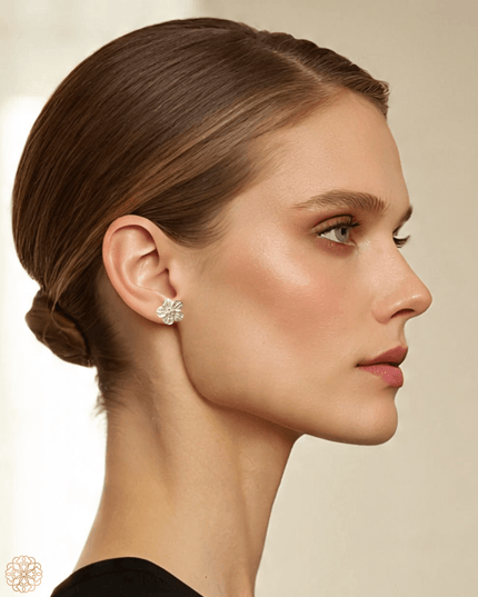 Delicate silver flower earrings - Sundara Joon