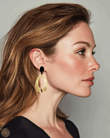 Drop tear shaped earrings in earth tone - Sundara Joon