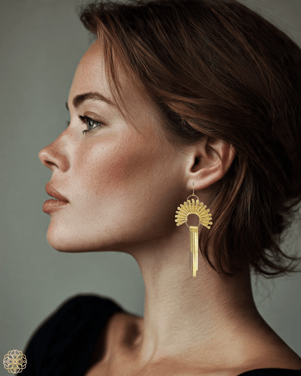 Fan shaped woven earrings - Sundara Joon