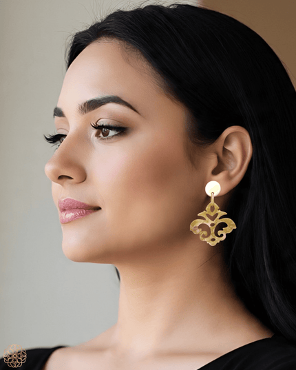 Fleur de lys inspired earrings - Sundara Joon