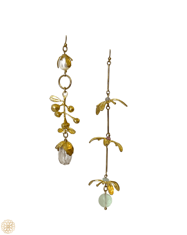 Floral tendril earrings - Sundara Joon