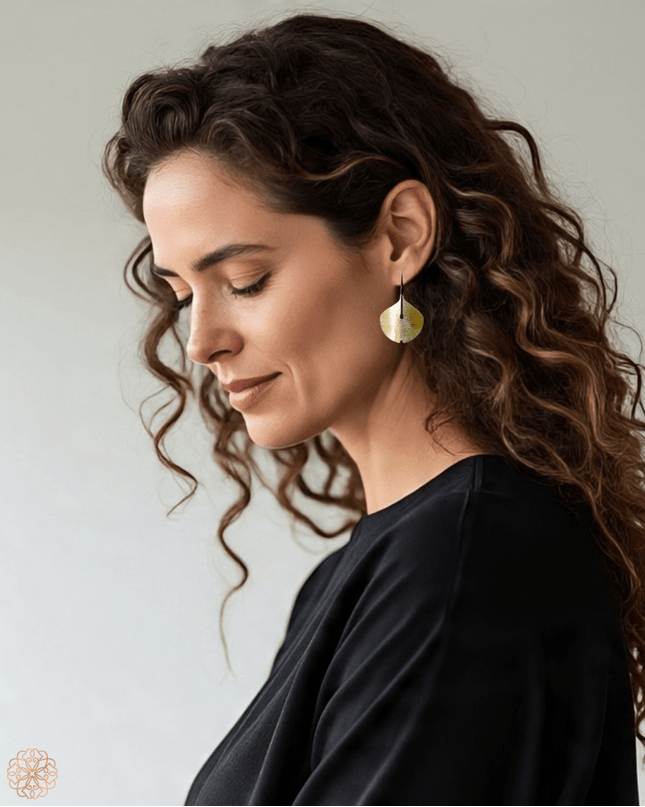 Ginko leaf shaped earrings - Sundara Joon