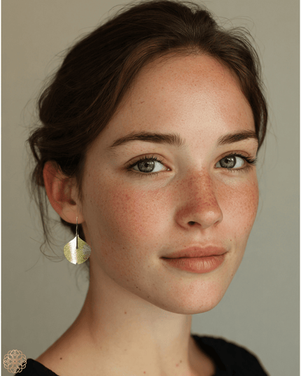 Ginko leaf shaped earrings - Sundara Joon