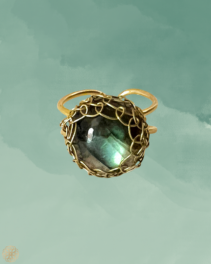 Stone centric ring - Sundara Joon