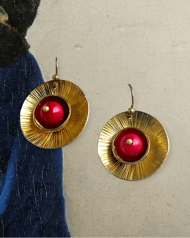 Lilly pad inspired earrings with white or black pearls - Sundara Joon