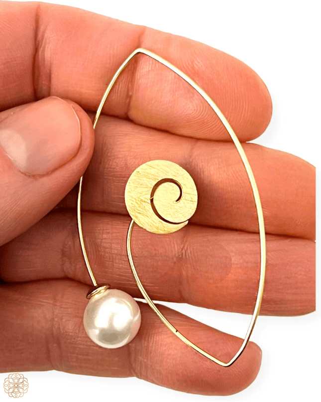 Modern drop pearl earrings - Sundara Joon