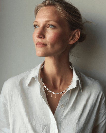 Modern organic short necklace - Sundara Joon