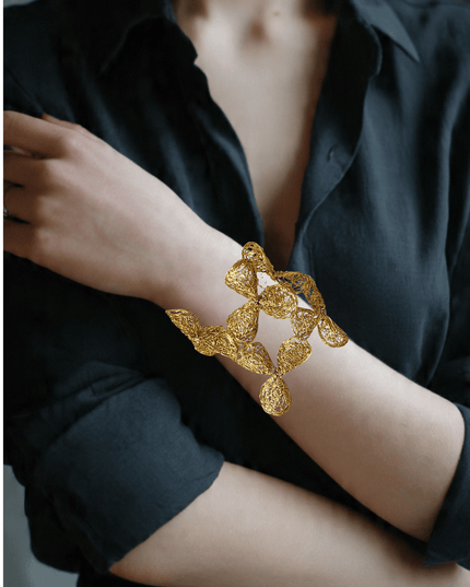 Modern organic woven bracelet - Sundara Joon
