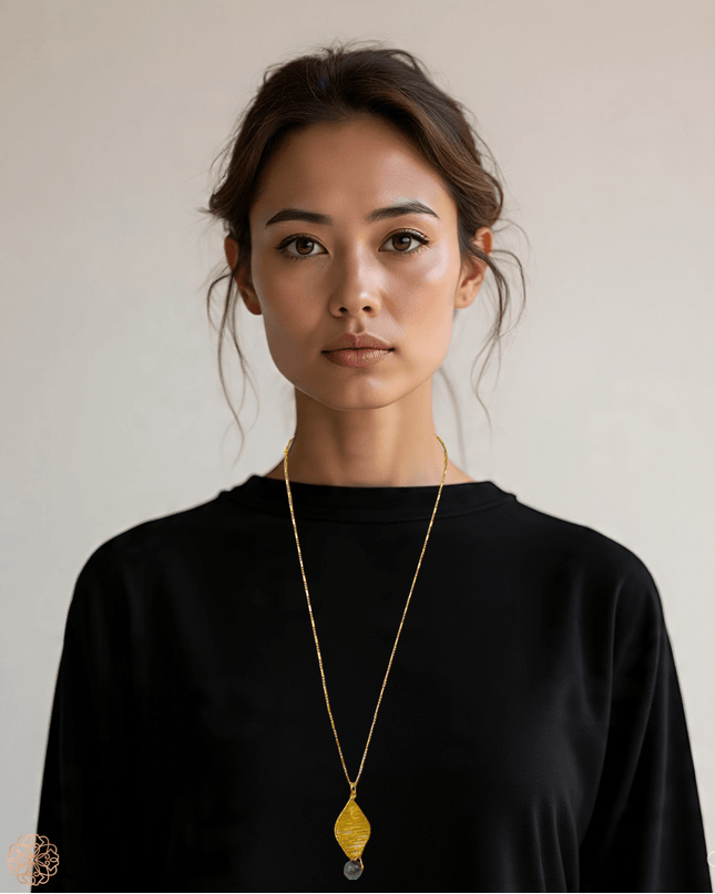 Organic tribal inspired pendant necklace - Sundara Joon