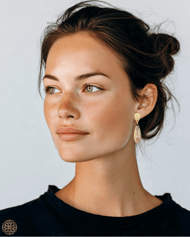 Oval shape drop earring in a rich caramel color - Sundara Joon