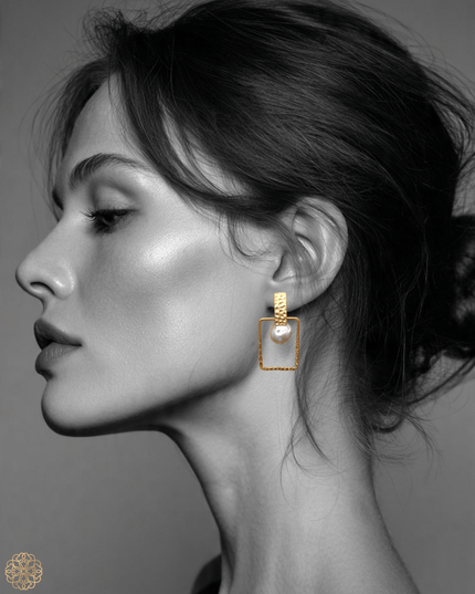 Pearl in a square earrings - Sundara Joon