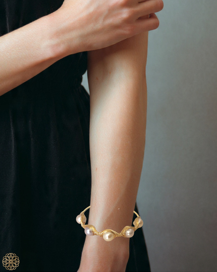 Woven bracelet incorporating pearls - Sundara Joon