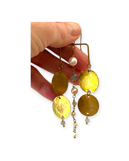 Tribal inspired pearl earrings - Sundara Joon