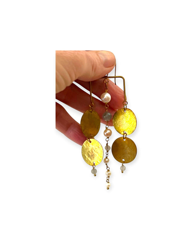 Tribal inspired pearl earrings - Sundara Joon