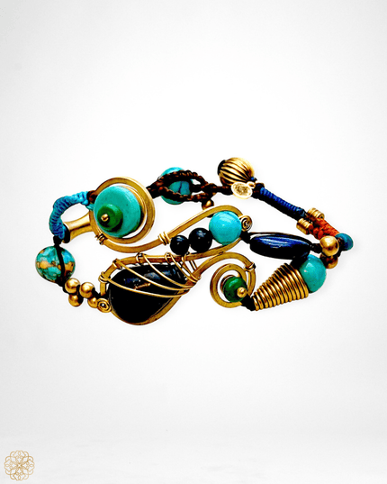 Tribal lapis lazuli and turquoise beaded bracelet - Sundara Joon