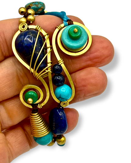 Tribal lapis lazuli and turquoise beaded bracelet - Sundara Joon