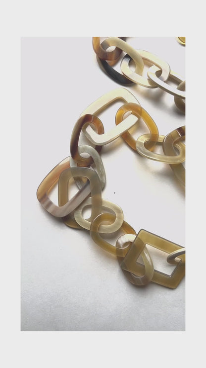 Earth tone chainlink necklace