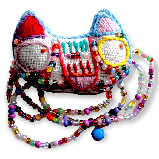 Curious kitty beaded fabric pin colorfully made - Sundara Joon