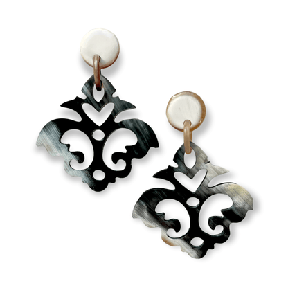 Fleur de lys inspired shaped earrings - Sundara Joon