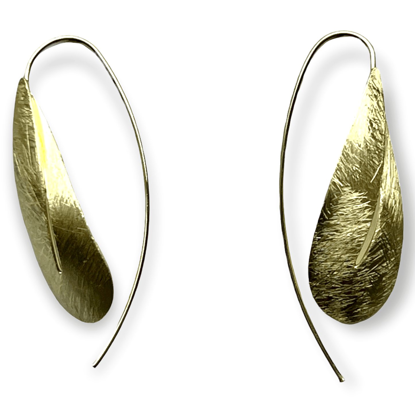 Leaf-like drop metal earring with a modern feel - Sundara Joon