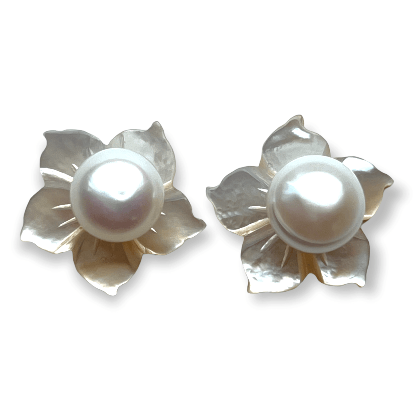Pearl stud earrings with a floral design option - Sundara Joon