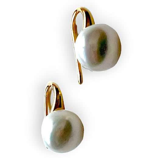 Petite simple modern pearl drop earringsSundara Joon