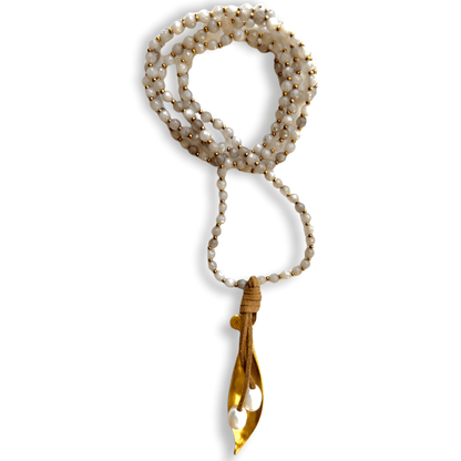Quartz organic design necklace with pearls - Sundara Joon